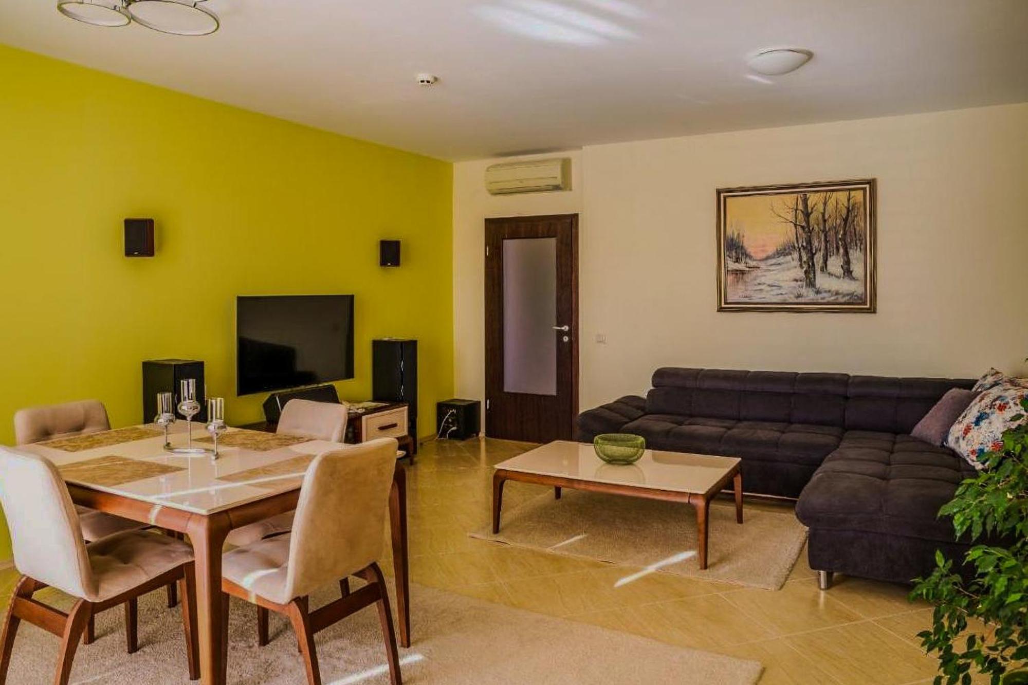 Апартамент Пирин Apartment Pirin Sandanski Exterior photo